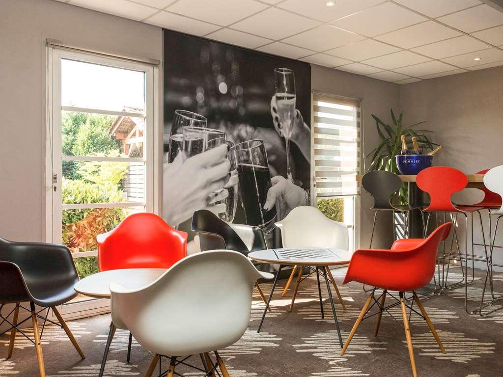 Ibis Budget Sisteron Restoran gambar