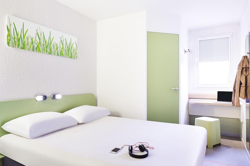 Ibis Budget Sisteron Luaran gambar