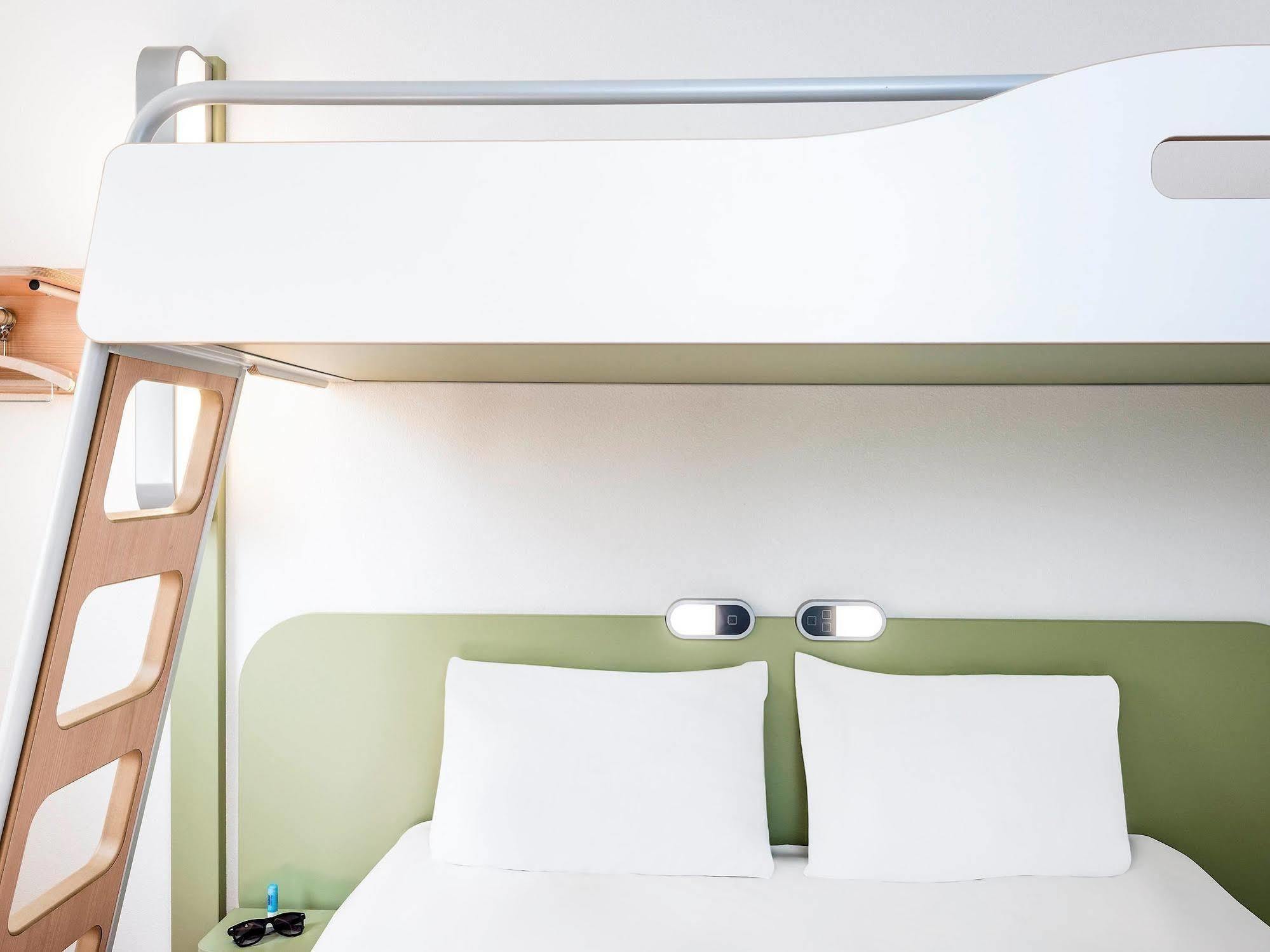 Ibis Budget Sisteron Luaran gambar